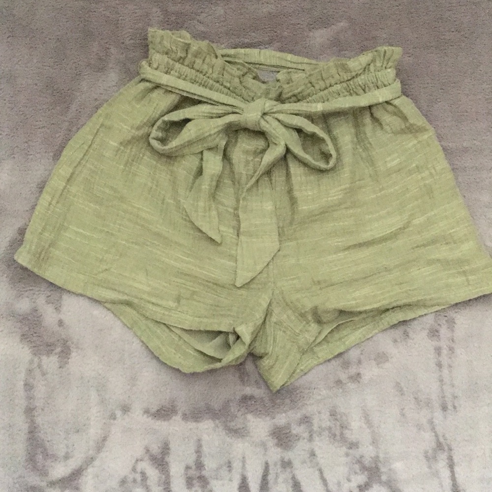 high waisted olive green paper bag shorts